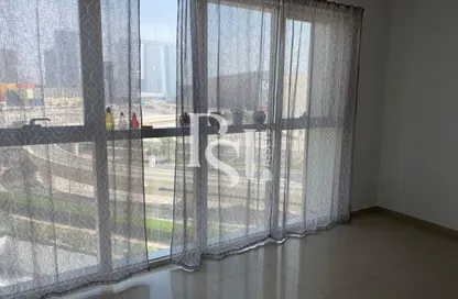 شقة - غرفة نوم - 2 حمامات للايجار في برج راس الخيمة - مارينا سكوير - جزيرة الريم - أبوظبي