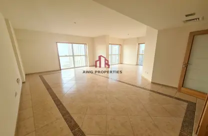 Empty Room image for: Apartment - 3 Bedrooms - 4 Bathrooms for rent in The Gate - DIFC - Dubai, Image 1