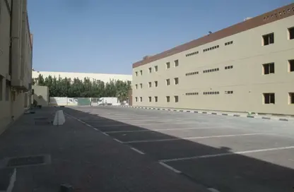 صورة لـ مبنى خارجي سكن الموظفين - استوديو - 1 حمام للايجار في المرحلة 1 - مجمع دبي للإستثمار - دبي ، صورة رقم 1