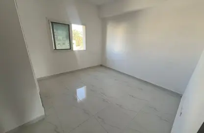 شقة - غرفة نوم - 2 حمامات للايجار في أورينت تاور 2 - أورينت تاور - البستان - عجمان