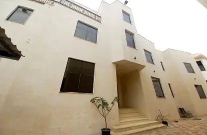 Outdoor Building image for: Apartment - 3 Bedrooms - 3 Bathrooms for rent in Khalifa City A Villas - Khalifa City A - Khalifa City - Abu Dhabi, Image 1