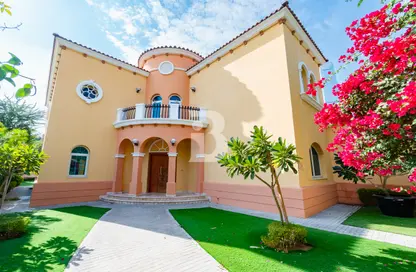 فيلا - 5 غرف نوم - 6 حمامات للبيع في التراث - جميرا بارك - دبي