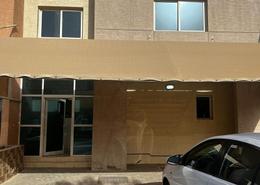 Villa - 4 bedrooms - 5 bathrooms for rent in Contemporary Style - Al Reef Villas - Al Reef - Abu Dhabi