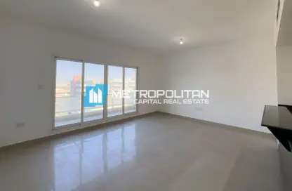 Empty Room image for: Apartment - 1 Bedroom - 2 Bathrooms for sale in Tower 25 - Al Reef Downtown - Al Reef - Abu Dhabi, Image 1
