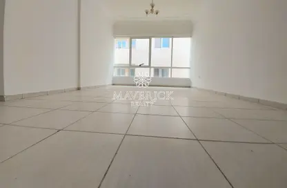 Empty Room image for: Apartment - 1 Bedroom - 2 Bathrooms for rent in Manazil Tower 5 - Al Taawun Street - Al Taawun - Sharjah, Image 1