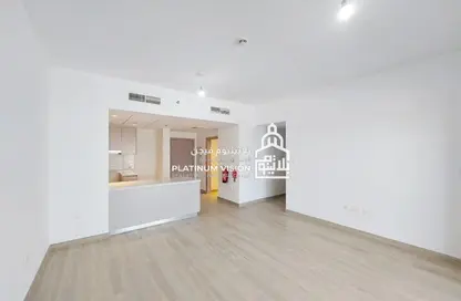 Apartment - 2 Bedrooms - 2 Bathrooms for rent in Waters Edge - Yas Island - Abu Dhabi