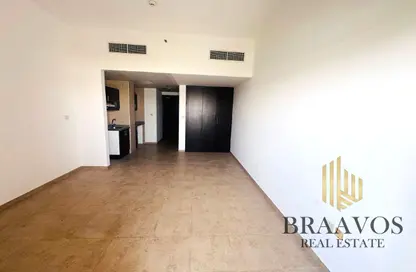 Apartment - Studio - 1 Bathroom for sale in Silicon Gates 1 - Silicon Gates - Dubai Silicon Oasis - Dubai