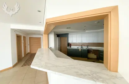 صورة لـ مطبخ شقة - 3 غرف نوم - 3 حمامات للايجار في الدباس - مساكن شور لاين - نخلة جميرا - دبي ، صورة رقم 1