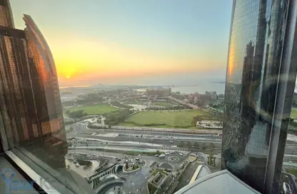 Apartment - 2 Bedrooms - 3 Bathrooms for rent in Etihad Tower 2 - Etihad Towers - Corniche Road - Abu Dhabi