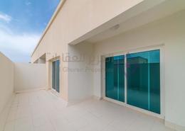 شقة - 2 غرف نوم - 2 حمامات للكراء في المطينة - ديرة - دبي
