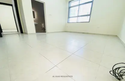 Apartment - 2 Bedrooms - 2 Bathrooms for rent in Shareat Al Jimi - Al Jimi - Al Ain