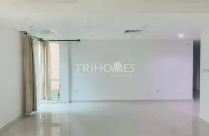 Townhouse - 3 Bedrooms - 3 Bathrooms for rent in Marina Square - Al Reem Island - Abu Dhabi
