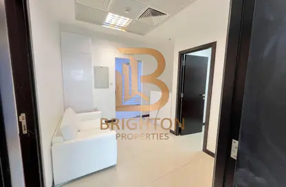 Office Space - Studio - 1 Bathroom for rent in Airport Road - Abu Dhabi Office Space - Studio - 1 Bathroom for rent in Airport Road - Abu Dhabi