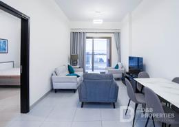 صورةغرفة المعيشة / غرفة الطعام لـ: شقة - 3 غرف نوم - 3 حمامات للبيع في الاجنحه - ارجان - دبي, صورة 1