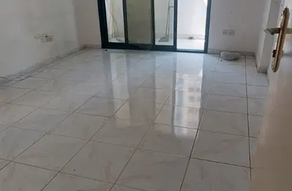 شقة - غرفة نوم - 1 حمام للبيع في بودانق - القاسمية - الشارقة