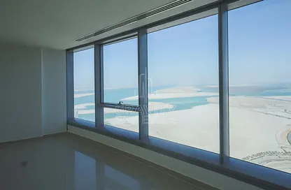 صورة لـ شرفة شقة - غرفة نوم - 2 حمامات للبيع في برج سكاي - شمس أبوظبي - جزيرة الريم - أبوظبي ، صورة رقم 1