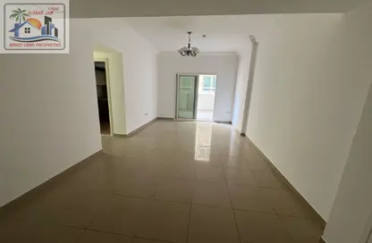 Apartment - 2 Bedrooms - 2 Bathrooms for rent in New Al Taawun Road - Al Taawun - Sharjah