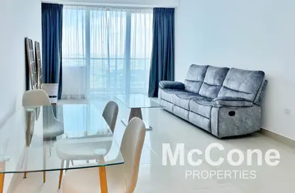 شقة - غرفة نوم - 2 حمامات للايجار في أوشن هايتس - دبي مارينا - دبي