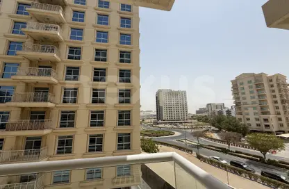 Apartment - 1 Bedroom - 2 Bathrooms for sale in Mazaya 8 - Queue Point - Dubai Land - Dubai