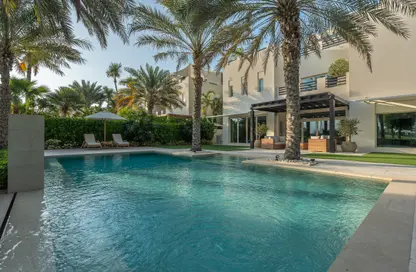 Pool image for: Villa - 6 Bedrooms - 7 Bathrooms for sale in Hattan 2 - Hattan - The Lakes - Dubai, Image 1