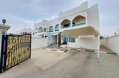 فيلا - 4 غرف نوم - 4 حمامات للايجار في الحبووي - المرخانية - العين