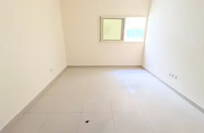 Apartment - 1 Bedroom - 2 Bathrooms for rent in Muwaileh 29 Building - Muwaileh - Sharjah