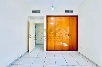 Apartment - 3 Bedrooms - 3 Bathrooms for rent in Al Nasr Square - Oud Metha - Bur Dubai - Dubai