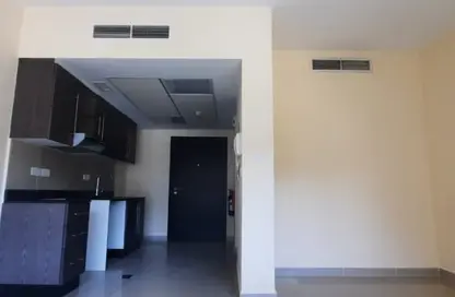 Apartment - Studio - 1 Bathroom for sale in Tower 6 - Al Reef Downtown - Al Reef - Abu Dhabi
