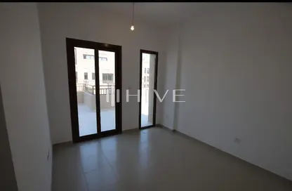 Apartment - 3 Bedrooms - 4 Bathrooms for sale in Zahra Breeze Apartments 3B - Zahra Breeze Apartments - Town Square - Dubai