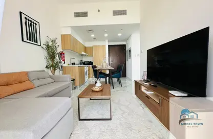 Apartment - 1 Bedroom - 1 Bathroom for rent in Oasis 2 - Oasis Residences - Masdar City - Abu Dhabi