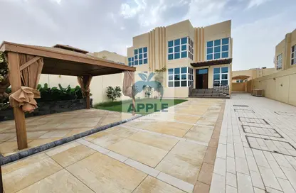 Villa - 4 Bedrooms - 6 Bathrooms for rent in Al Hooshi Villas - Hoshi - Al Badie - Sharjah