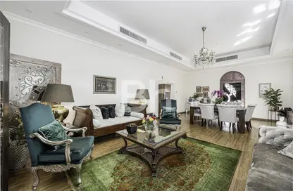 Villa - 5 Bedrooms - 5 Bathrooms for rent in The Centro - The Villa - Dubai
