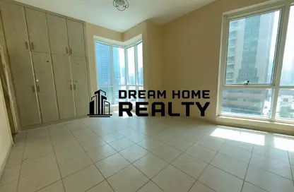 Apartment - 3 Bedrooms - 4 Bathrooms for rent in New Al Taawun Road - Al Taawun - Sharjah