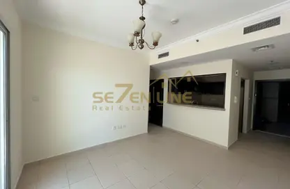 Apartment - 1 Bedroom - 1 Bathroom for sale in Mazaya 12 - Queue Point - Dubai Land - Dubai