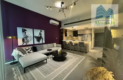 صورة لـ غرفة المعيشة شقة - 2 غرف نوم - 3 حمامات للبيع في برج مى دو رى - أبراج بحيرة الجميرا - دبي ، صورة رقم 1