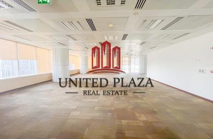 Half Floor - Studio for rent in Abu Dhabi National Exhibition Centre - Al Khaleej Al Arabi Street - Al Bateen - Abu Dhabi
