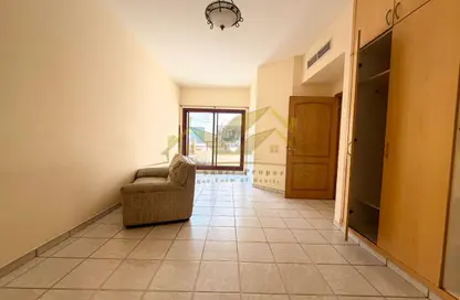 Apartment - 2 Bedrooms - 2 Bathrooms for rent in Al Telal 2 - Al Hamriya - Bur Dubai - Dubai