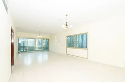 Apartment - 3 Bedrooms - 3 Bathrooms for rent in Al Rostamani Tower A - Al Rostomani Towers - Sheikh Zayed Road - Dubai