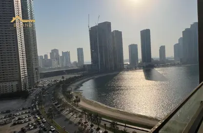 Apartment - 2 Bedrooms - 3 Bathrooms for rent in Al Khan Corniche - Al Khan - Sharjah