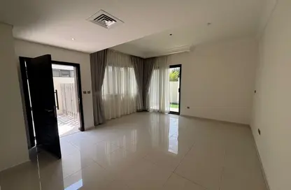 Townhouse - 3 Bedrooms - 4 Bathrooms for rent in Zinnia - The Roots DAMAC Hills 2 - Damac Hills 2 - Dubai