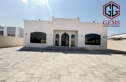 Villa - 4 Bedrooms - 5 Bathrooms for rent in Al Khawaneej 2 - Al Khawaneej - Dubai