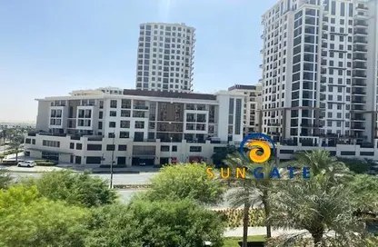 Apartment - 1 Bathroom for rent in Zahra Breeze Apartments 3B - Zahra Breeze Apartments - Town Square - Dubai
