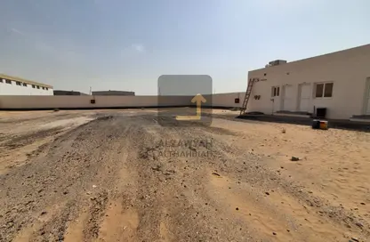 Warehouse - Studio - 1 Bathroom for rent in Al Jlail - Al Sajaa - Sharjah