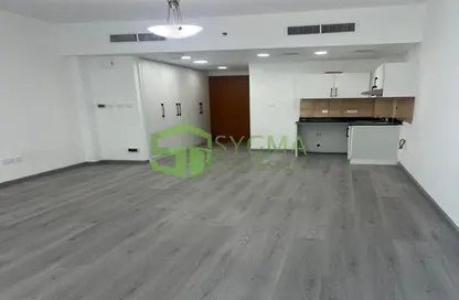Apartment - Studio - 1 Bathroom for rent in Lago Vista B - Lago Vista - Dubai Production City (IMPZ) - Dubai