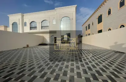 فيلا - 5 غرف نوم - 7 حمامات للايجار في "جفات النيار " - زاخر - العين
