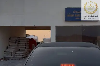 عمارة بالكامل - استوديو - 2 حمامات للبيع في المنامة - عجمان