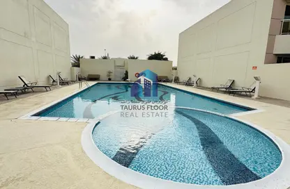 Villa - 4 Bedrooms - 5 Bathrooms for rent in Jumeirah 1 Villas - Jumeirah 1 - Jumeirah - Dubai Villa - 4 Bedrooms - 5 Bathrooms for rent in Jumeirah 1 Villas - Jumeirah 1 - Jumeirah - Dubai