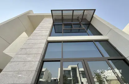 Villa - 4 Bedrooms - 5 Bathrooms for sale in District One Phase III - District One - Mohammed Bin Rashid City - Dubai