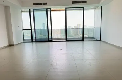 Apartment - 4 Bedrooms - 4 Bathrooms for rent in La Plage Tower - Al Mamzar - Sharjah - Sharjah