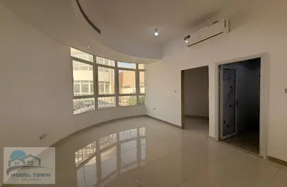 شقة - غرفة نوم - 1 حمام للايجار في C2302 - مدينة خليفة أ - مدينة خليفة - أبوظبي